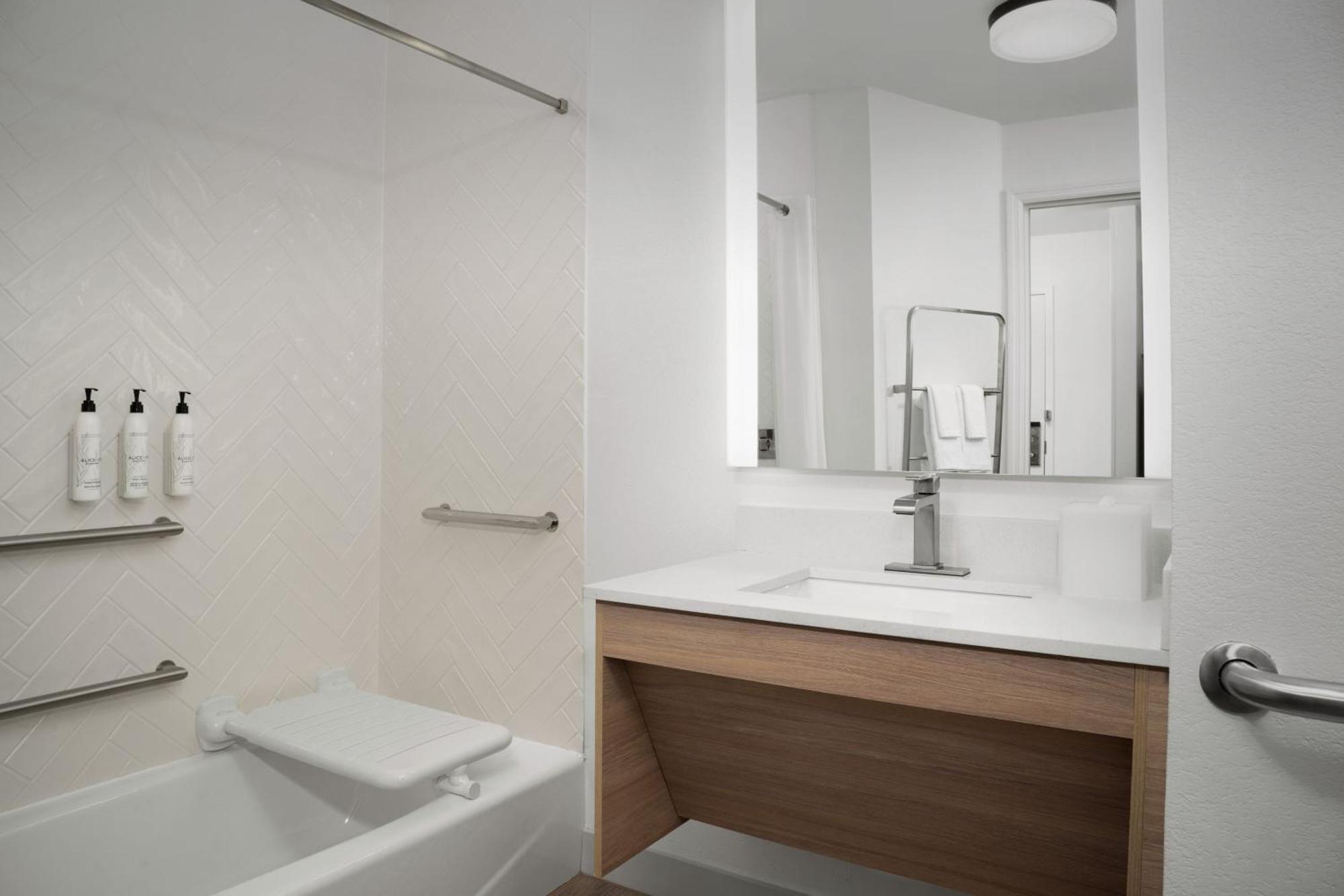 Towneplace Suites By Marriott Birmingham South Exteriör bild