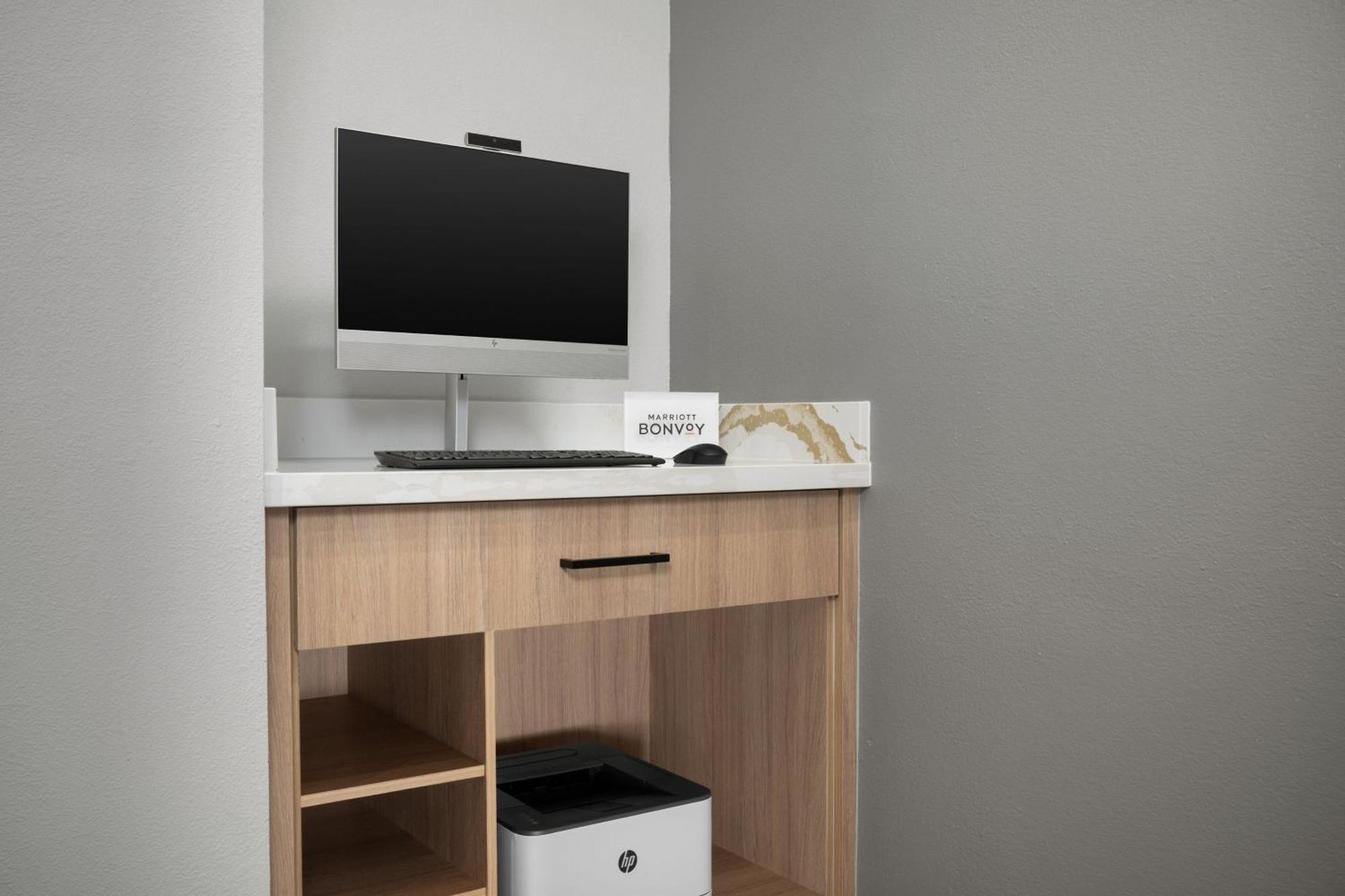 Towneplace Suites By Marriott Birmingham South Exteriör bild